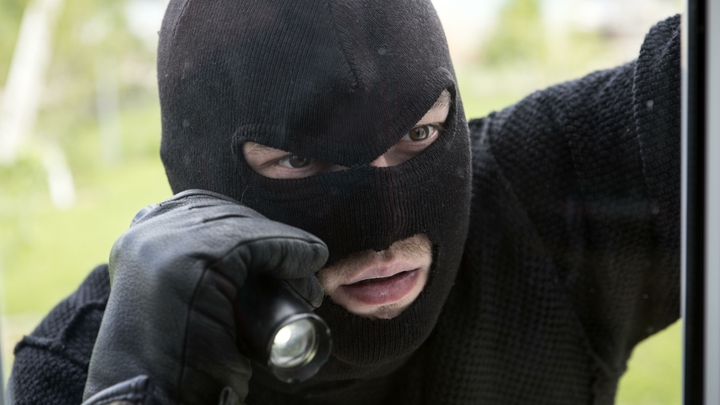 Выходец с Камчатки ограбил бизнесмена в Екатеринбурге и скрылся в Бурятии