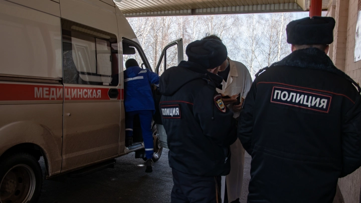 Тронул - а она уже холодная: Жуткая находка в машине обнаружилась после дня рождения в Республике Алтай