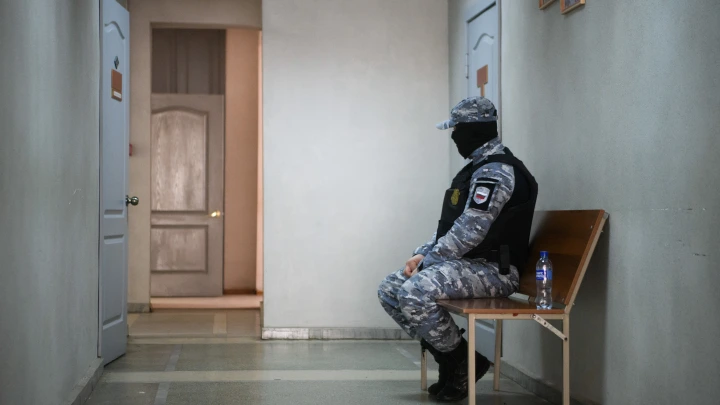 Выживший в морском дрейфе Пичугин может предстать перед судом в Бурятии