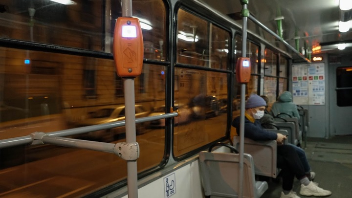 Драк будет больше: кондукторам Санкт-Петербурга предложили не пускать пассажиров без масок