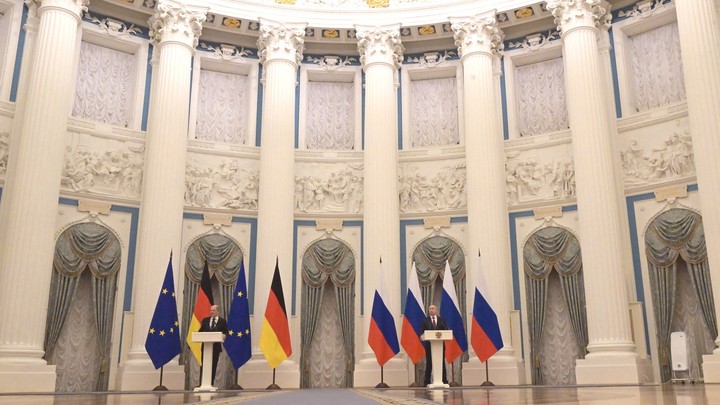 Шольц потребовал от Путина признать силу Украины: Ее не заставят сдаться