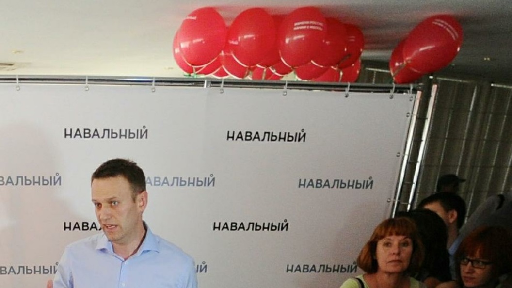 Навальнята на Урале поглумились над памятником защитникам Родины Навальнята на Урале поглумились над памятником защитникам Родины
