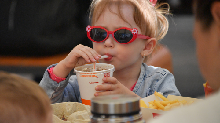 Популярный летний напиток оказался ядом замедленного действия
