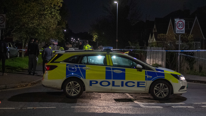 А поговорить? Кадры с водомётами, дубинками и газом раскрыли демократичную Европу