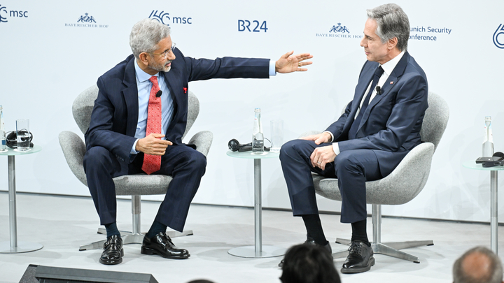 Нервный смех у Блинкена: Глава МИД Индии обнулил санкции Запада против России