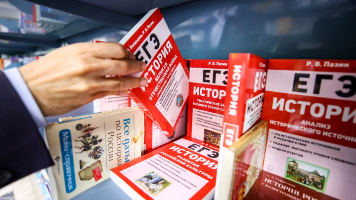 Украинская учительница бросила работу из-за ложных уроков истории