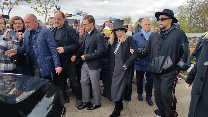 Украинская провокация Пугачёвой обернулась анекдотом: Дорогой Абрам, наконец-то