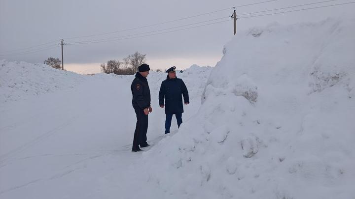 В Самарской области из-за снега оказался заблокирован целый поселок