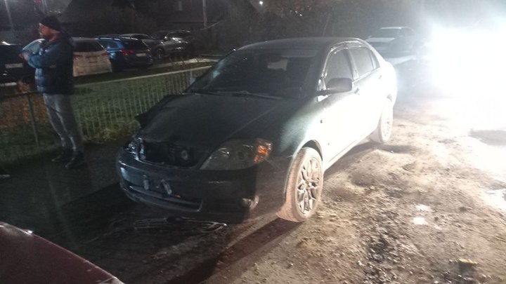 В Новосибирске Toyota Corolla насмерть сбила женщину