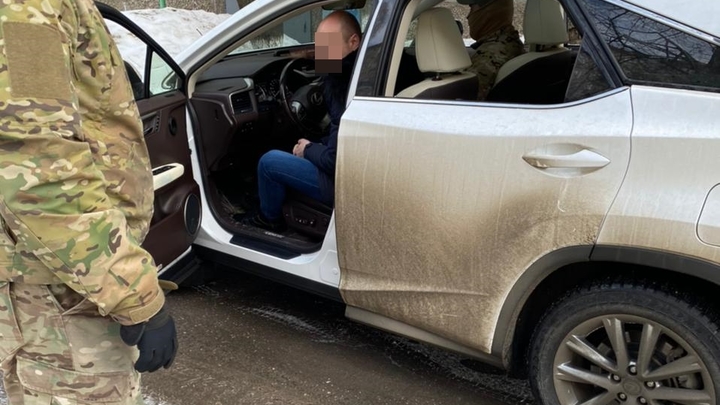 В Дзержинске задержали еще двоих сотрудников ГИБДД за махинации в сфере страхования