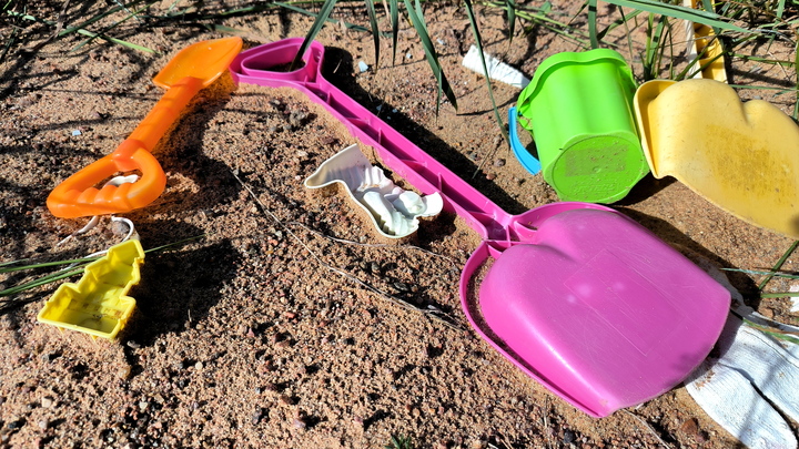 В Новороссийске прохожая набросилась на 9-летнюю девочку на детской площадке