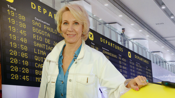 Ну какая Родина? - Вслед за Пугачёвой от России отреклась Лазарева*. Ещё одну предали