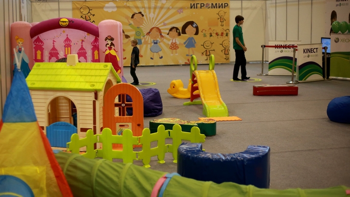 «Мы просто не переживем»: владельцы игровых комнат Санкт-Петербурга просят не закрывать их