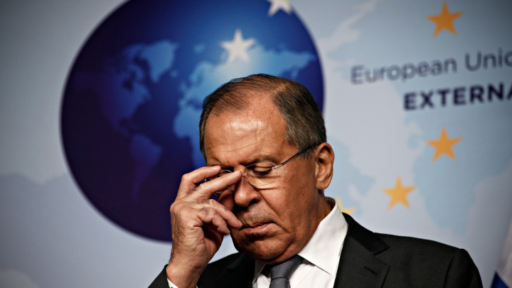 Лавров признался, что до сих пор пишет стихи друзьям