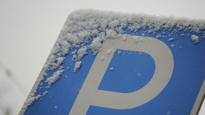 Хоть какая-то польза: нарушители правил парковки пополнили бюджет Петербурга на 22 миллиона