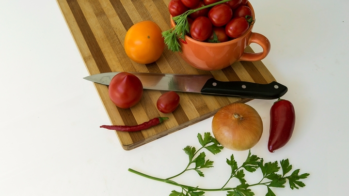 Не защитят, но помогут: Топ-10 главных продуктов во время пандемии