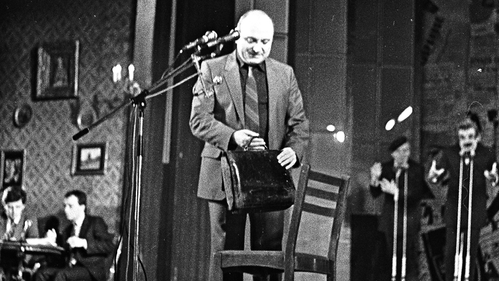 Публиковать подло: Сбежавший из России внебрачный сын Жванецкого жертвует деньги ВСУ