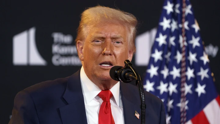 На пальцах объяснял? После встречи с Путиным Трамп 1,5 часа говорил с Зеленским и лидерами ЕС