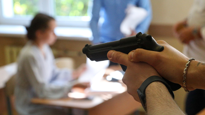 Следком завёл дело после стрельбы подростком в школе на Ямале