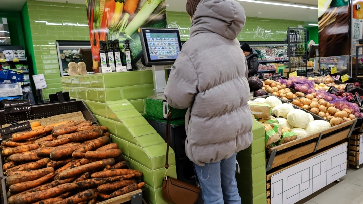 Стоимость продуктовой корзины в Новосибирской области превысила 7800 рублей