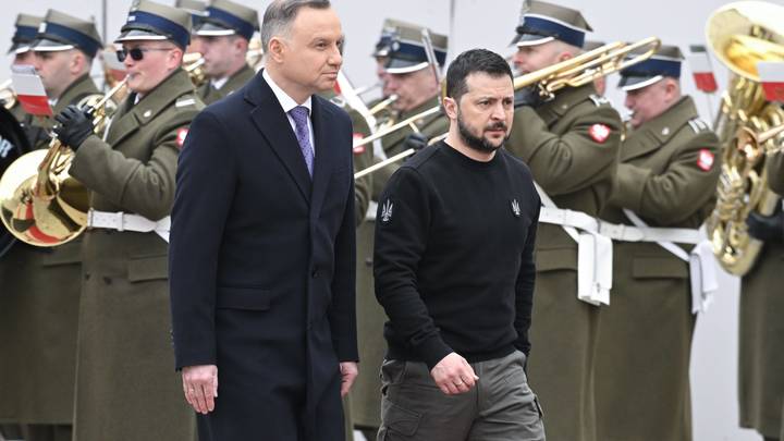 Заискивания Зеленского не помогут: Поляки не готовы забыть преступления Бандеры