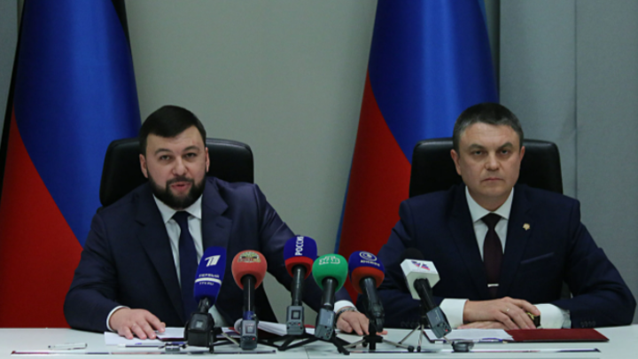 Главы ДНР и ЛНР попросили Путина признать независимость республик
