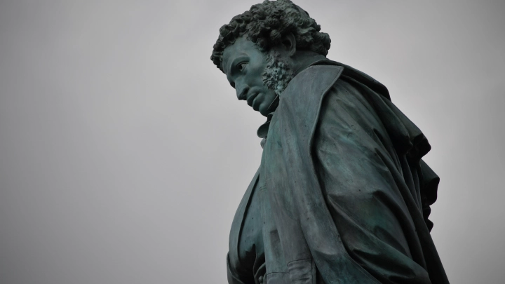 А почему ты не на фронте?: мэр Одессы жёстко ответил на вопрос о памятнике Пушкину