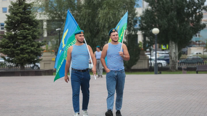 Второй день подряд: в Челябинске перекроют движение в праздник ВДВ
