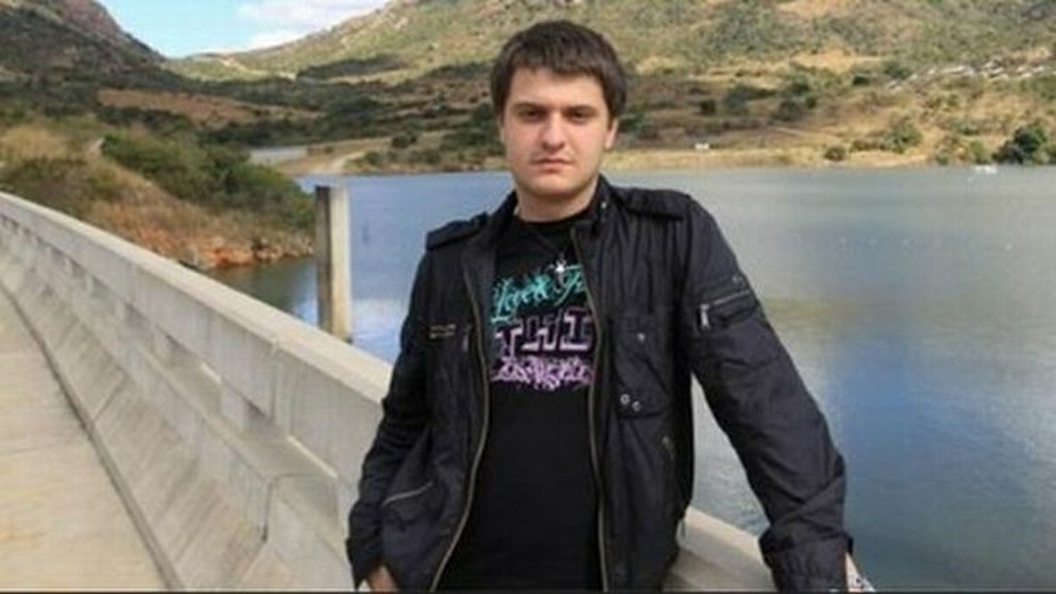 Папа финансово стабилен: Следствие готово выпустить сына Авакова под залог почти в 190 тысяч долларов Папа финансово стабилен: Следствие готово выпустить сына Авакова под залог почти в 190 тысяч долларов