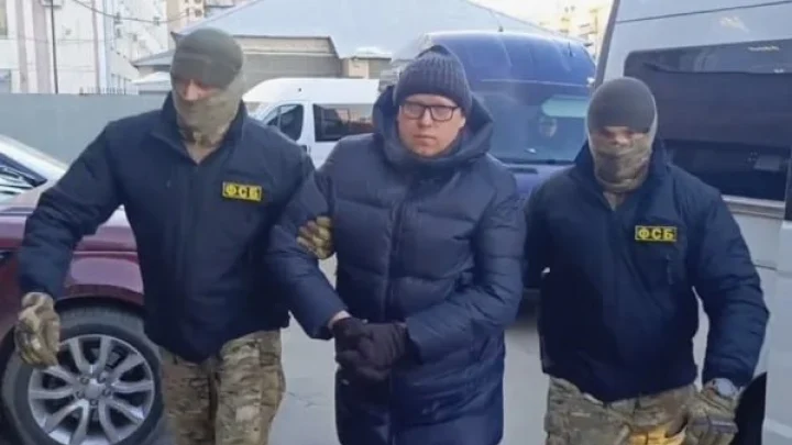 Шесть лет строгача за хищение 2,9 млрд рублей для бывшего министра
