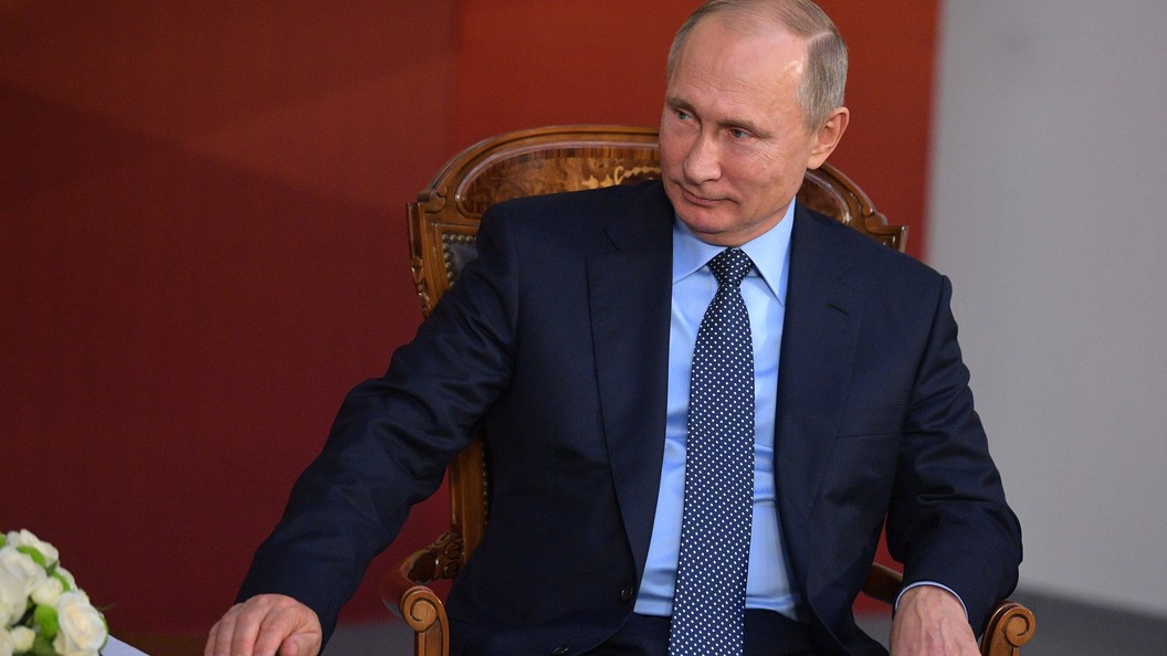 Путин прибыл на саммит АТС, где возможна встреча с Трампом Путин прибыл на саммит АТС, где возможна встреча с Трампом