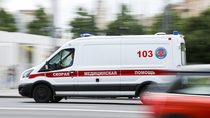 Обрушившаяся стена насмерть придавила человека в многоквартирном доме в Москве