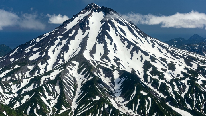 Люди выбегали из здания и кричали: На Камчатке произошло мощное землетрясение