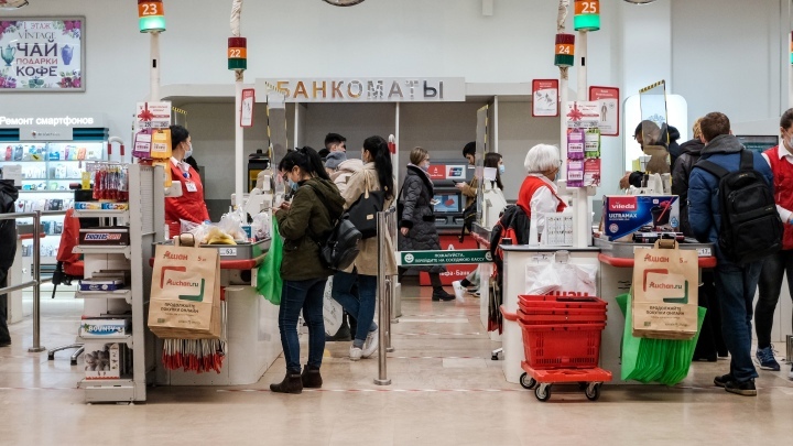 Жительница Кузбасса покусала кассира и ограбила магазин
