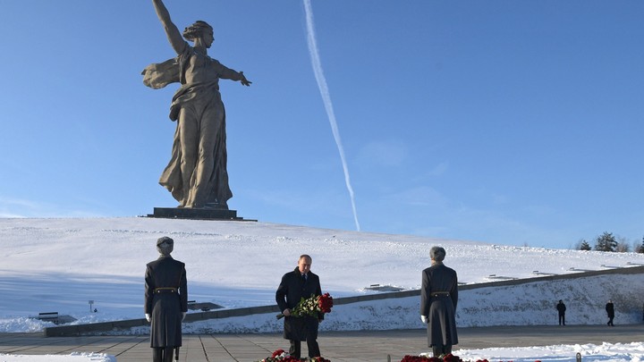 Путин предупредил: отвечая на угрозы, Россия не станет ограничиваться бронетехникой