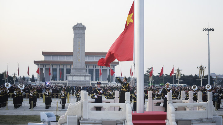 Неспособный, слабый политик: Китайцы предсказали России незавидное будущее