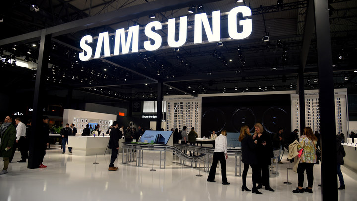 В России могут запретить параллельный импорт смартфонов Samsung и LG: В Минцифры объяснили причины