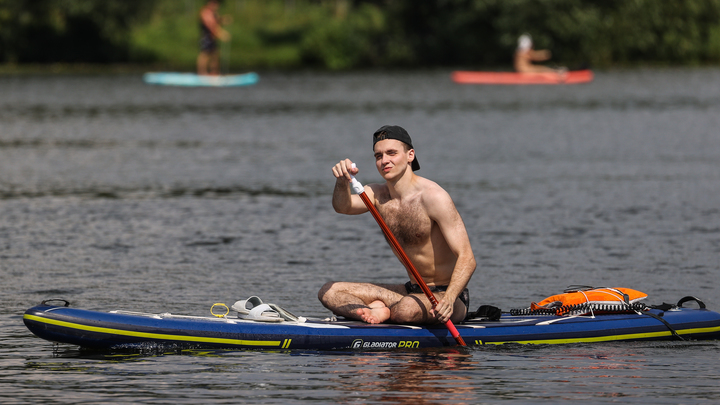 Как утолить жажду в жару: Роспотребнадзор объяснил порядок действий