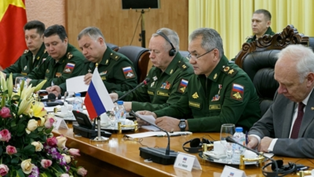 НАТО надо: Шойгу заявил о военной активности Альянса у российских границ НАТО надо: Шойгу заявил о военной активности Альянса у российских границ