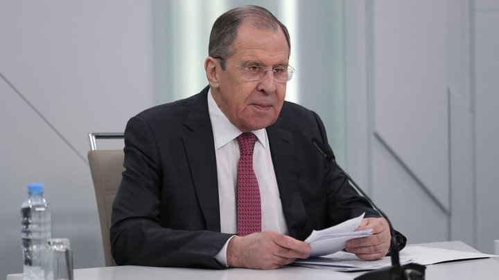 Лавров обсудил с главой МИД Казахстана притеснение русских в республике