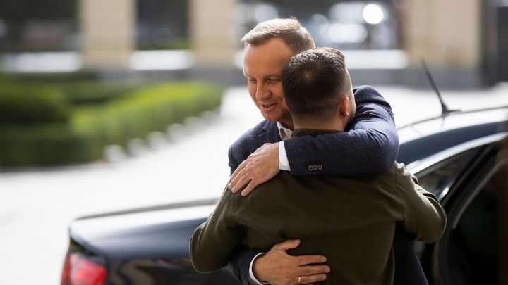 Польша потребовала репараций от России. Не для себя