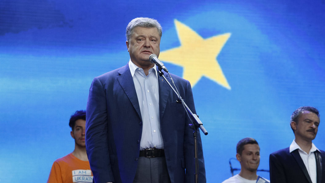 Порошенко нашел способ восполнить потерянный импорт газа из России Порошенко нашел способ восполнить потерянный импорт газа из России
