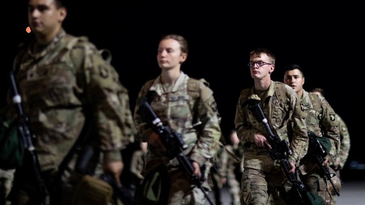 В Лисичанске нашли документы о наёмниках. Мирошник: Они станут доказательством на трибунале