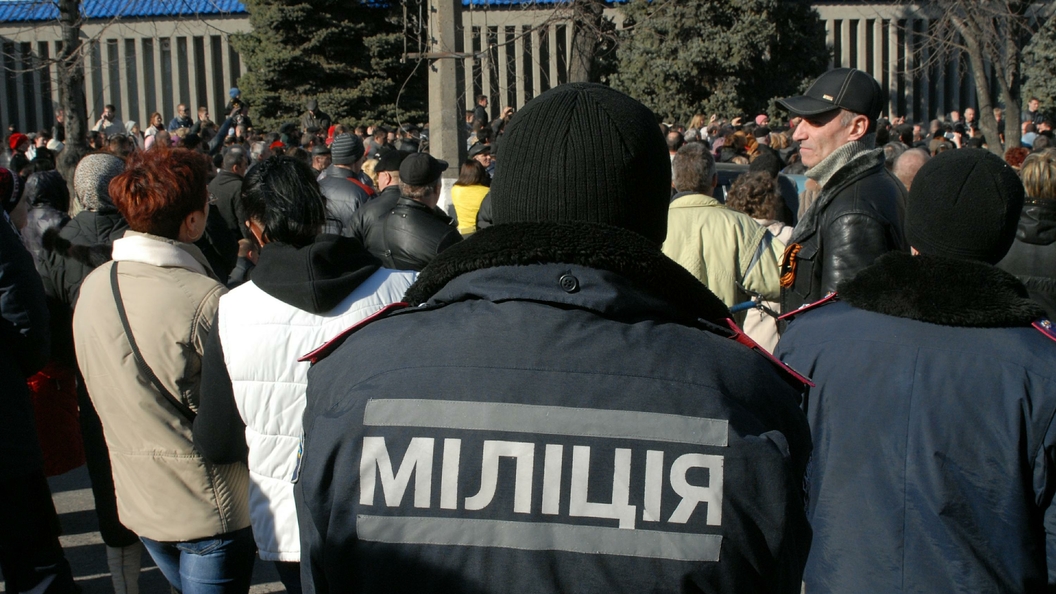 Больную Курбатову с температурой 38,5 привезли на границу с Белоруссией Больную Курбатову с температурой 38,5 привезли на границу с Белоруссией