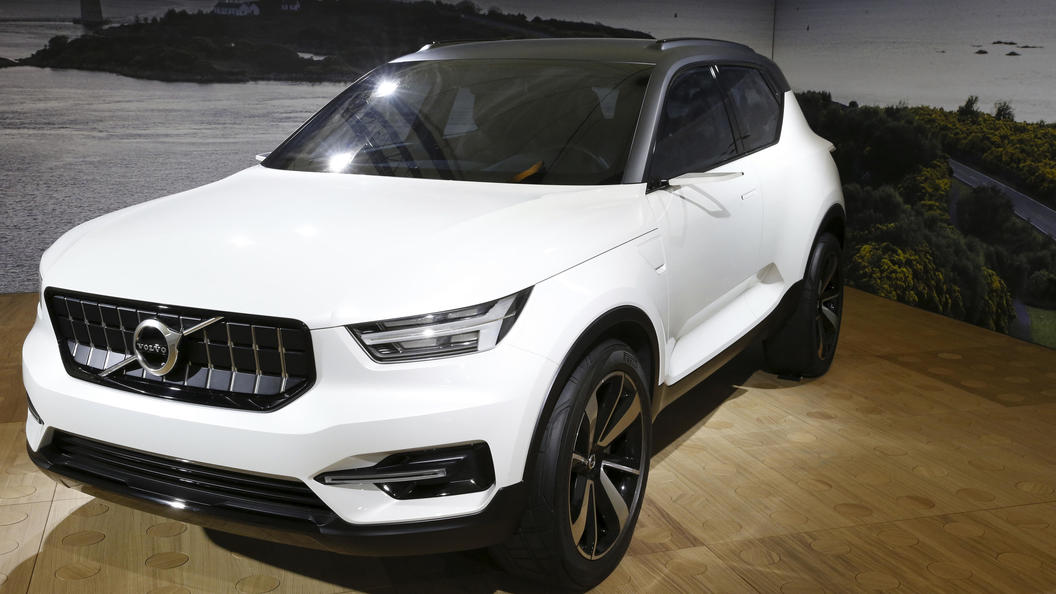 Volvo представила передовые системы безопасности кроссовера XC40 Volvo представила передовые системы безопасности кроссовера XC40