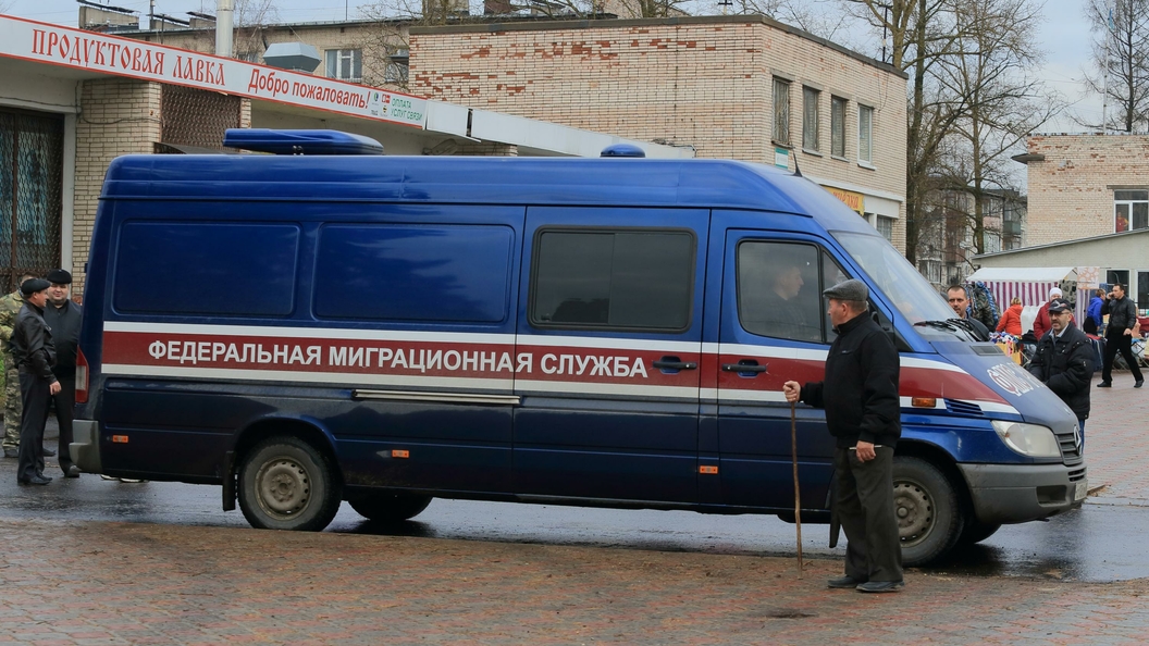 Нежелательных иностранцев будут высылать из России - СМИ Нежелательных иностранцев будут высылать из России - СМИ