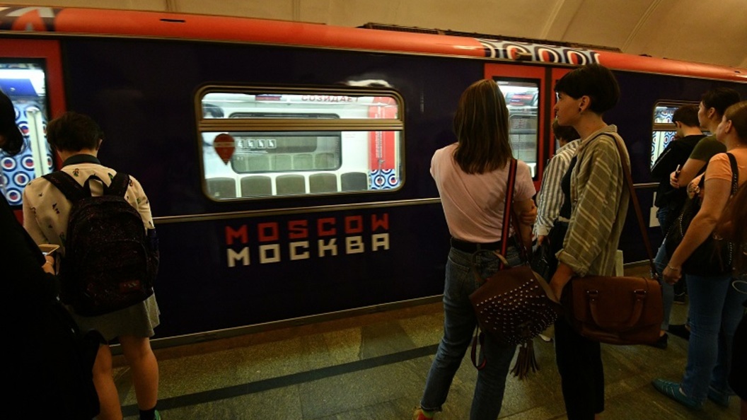 В Минтрансе отказались от идеи досматривать всех пассажиров метро В Минтрансе отказались от идеи досматривать всех пассажиров метро