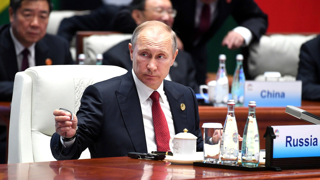 Путин на ВЭФ обсудит ядерную программу КНДР с главой Южной Кореи Путин на ВЭФ обсудит ядерную программу КНДР с главой Южной Кореи