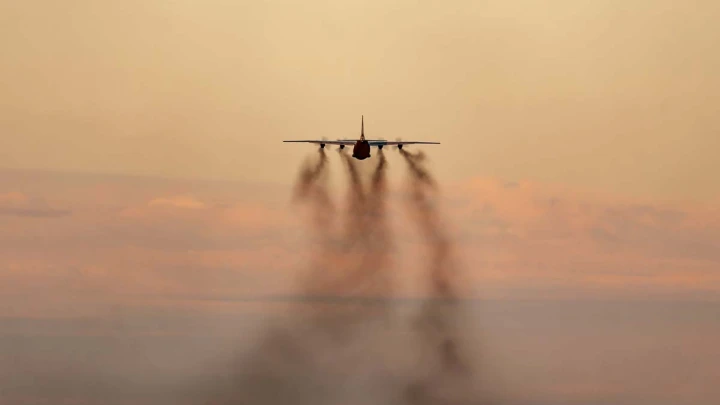 Опасная принудиловка в России: Крушение Ан-24 открыло ящик Пандоры. Нарушаются правила, написанные кровью?