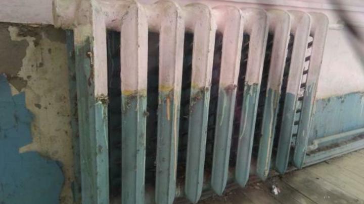 «Нам сказали скидываться на ремонт»: в Краснодаре родители пожаловались на поборы в школе №38